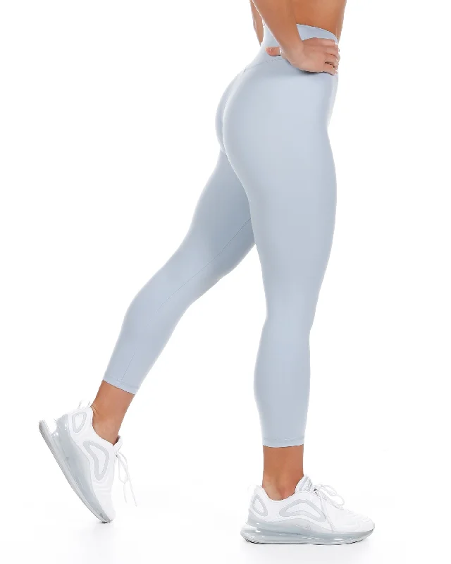 7-8-cross-over-leggings-light-blue