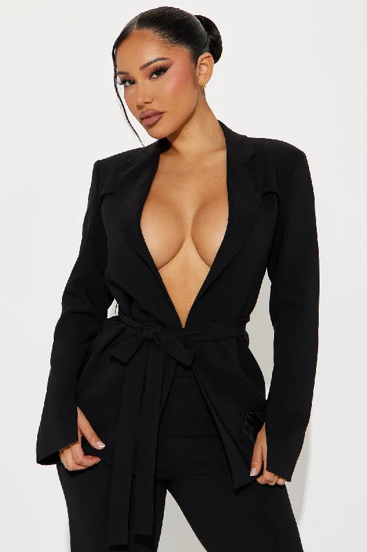 About Her Business Blazer - Black