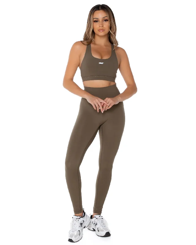 aura-scrunch-leggings-dusty-khaki