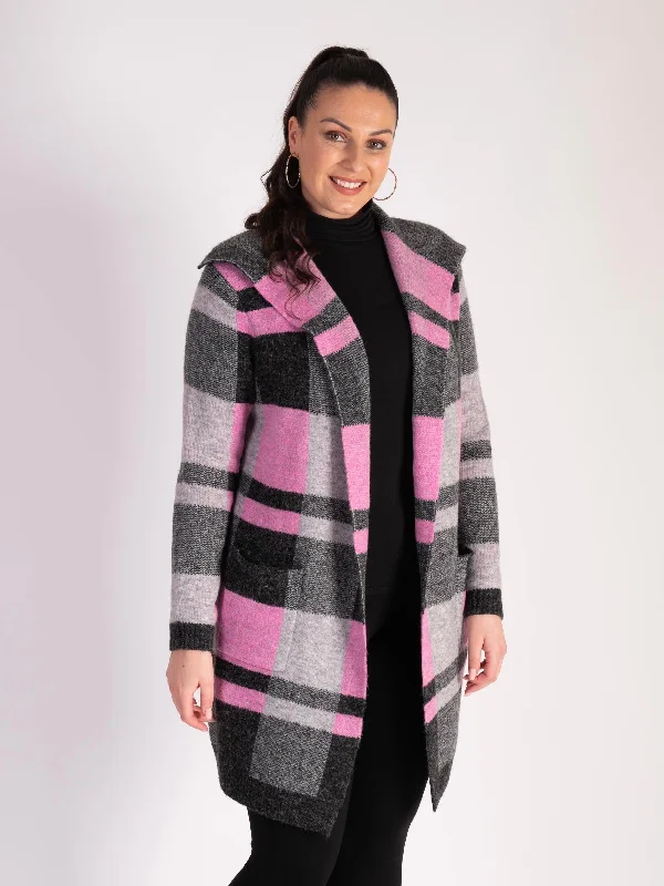 black-pink-checked-knitted-coat