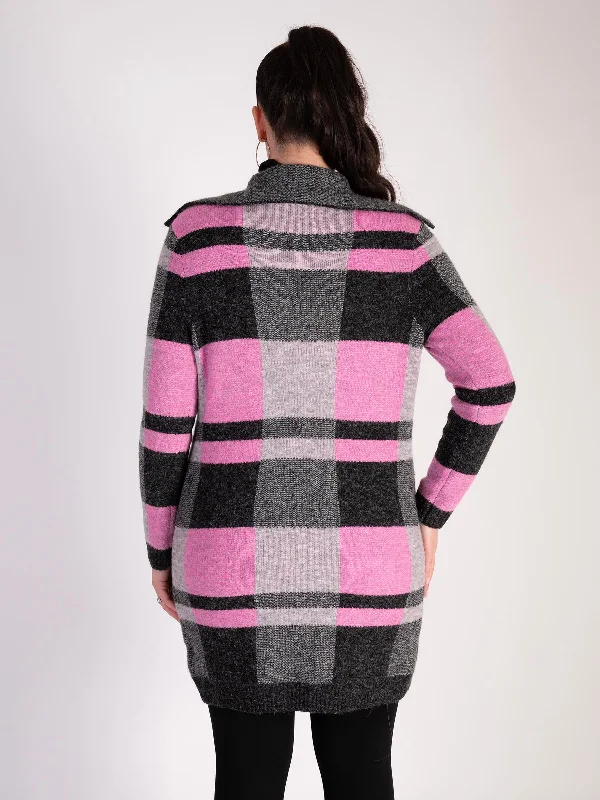 black-pink-checked-knitted-coat