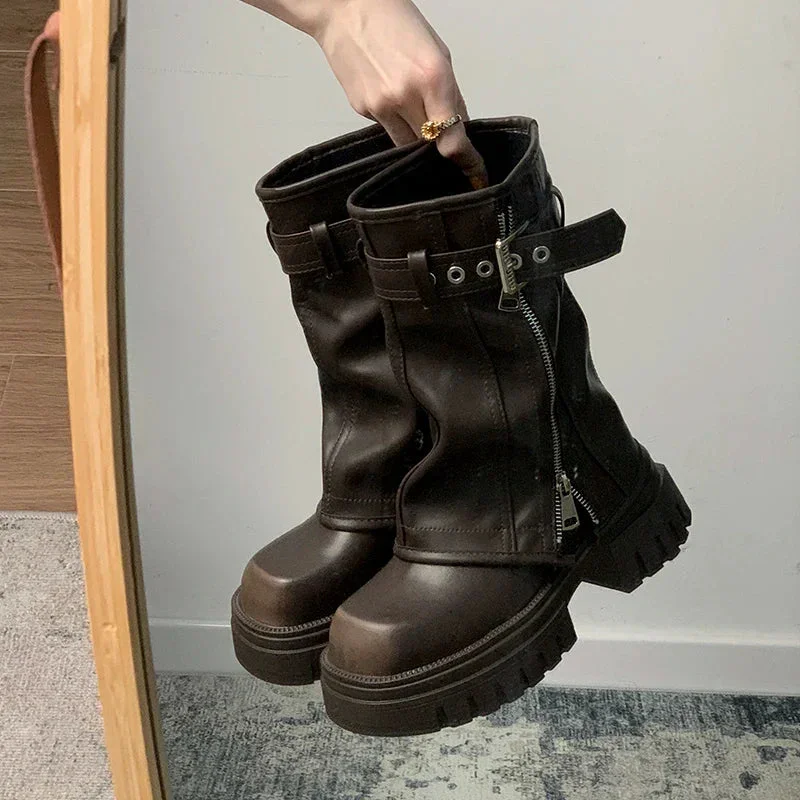 Bota Feminina de Inverno em Couro Legítimo - Frígida