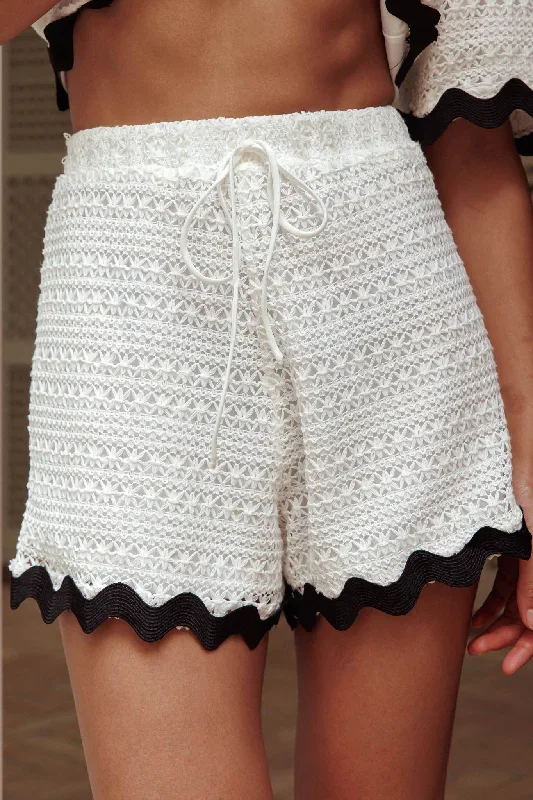 breakaway-shorts-crochet-white