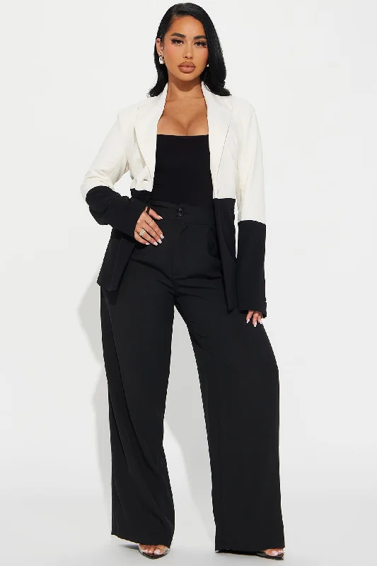 classy-day-or-night-blazer-black-white