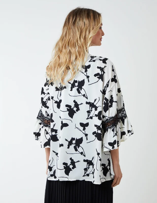 cream-pattern-kimono-top-with-lace-at-sleeve