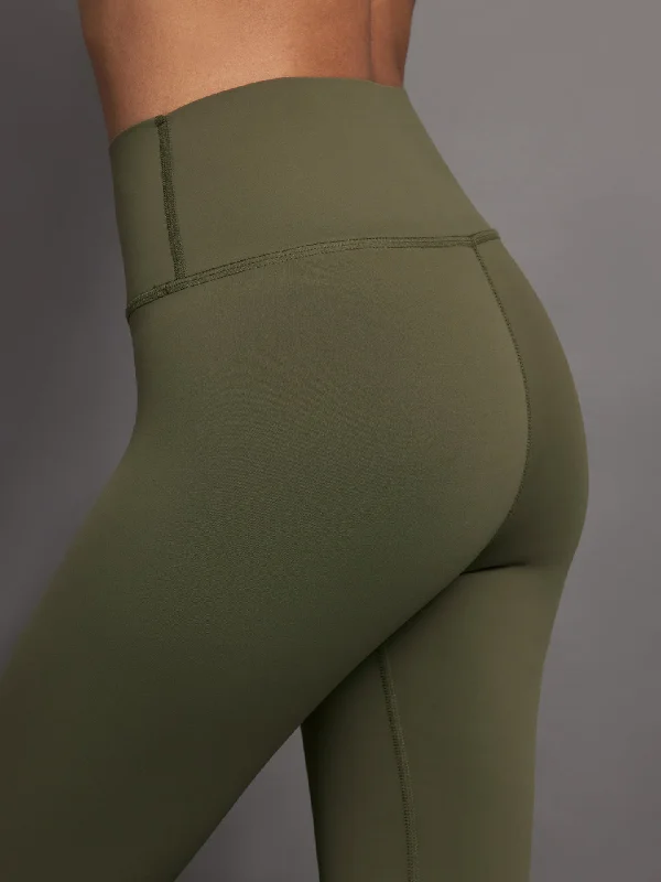 high-rise-full-length-legging-in-diamond-compression-2-core-olive