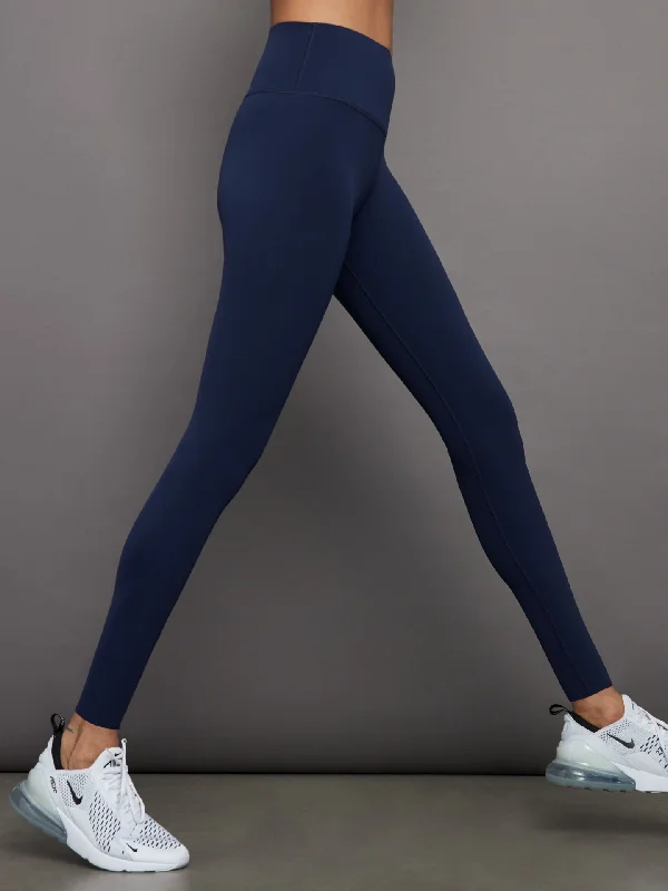 high-rise-full-length-legging-in-diamond-compression-navy-blzer