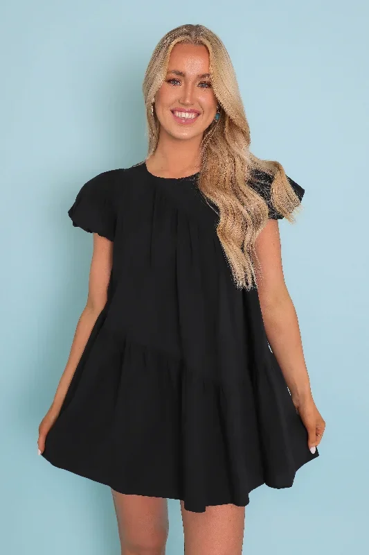 i-like-the-chase-dress-black