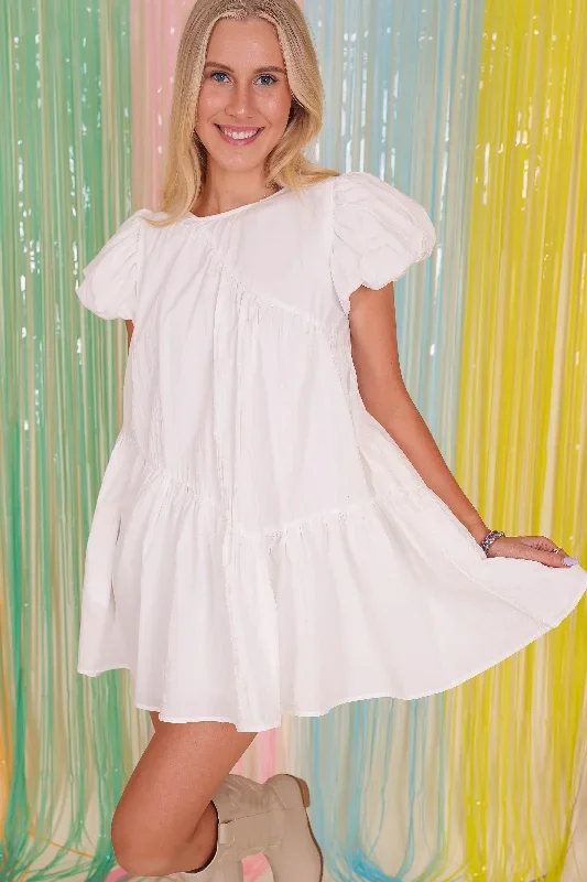 i-like-the-chase-dress-white