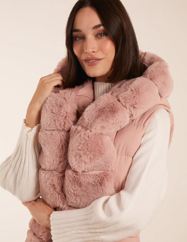 pink-faux-fur-detail-gilet