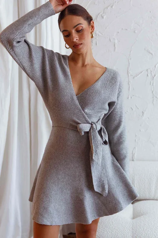 shooting-star-long-sleeve-side-tie-knit-dress-grey