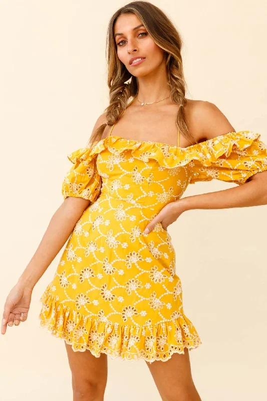 up-front-puff-sleeve-string-tie-halterneck-embroidery-dress-yellow