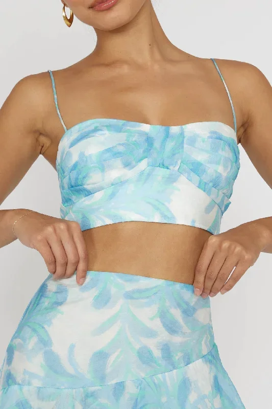 veda-pleat-crop-top-floral-blue