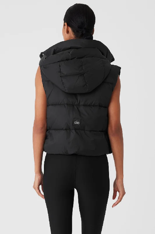 w4469r-gold-rush-puffer-vest-black