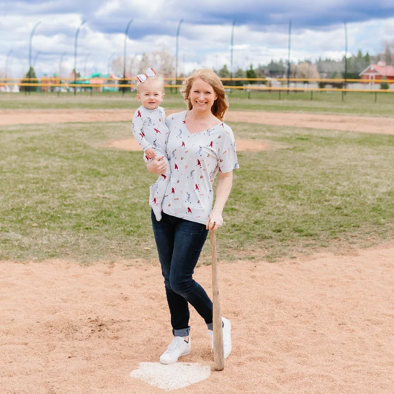 women-s-relaxed-fit-v-neck-in-vintage-baseball