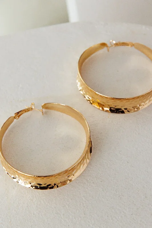 youth-hoop-earrings-gold